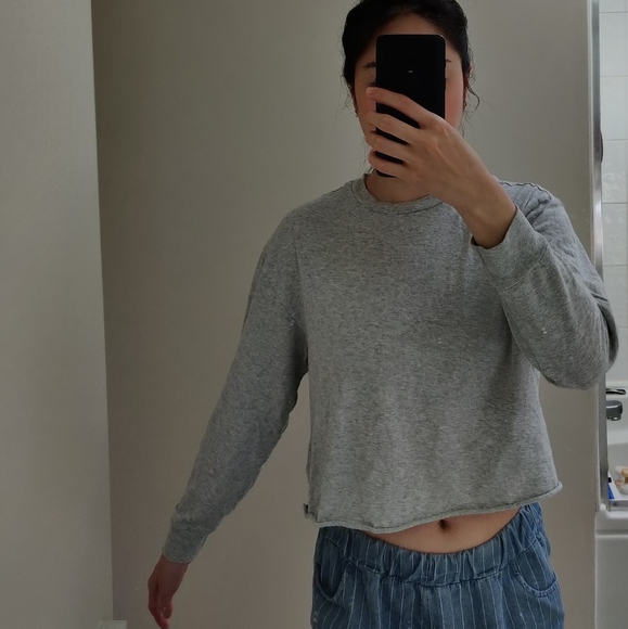 Aritzia TNA Agden Long Sleeve - Picture 6 of 6